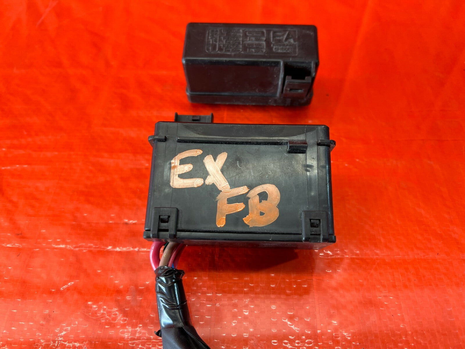 2018 18 INFINITI Q50 SPORT   ENGINE BAY FUSE / RELAY / JUNCTION BOX   OEM #96 24