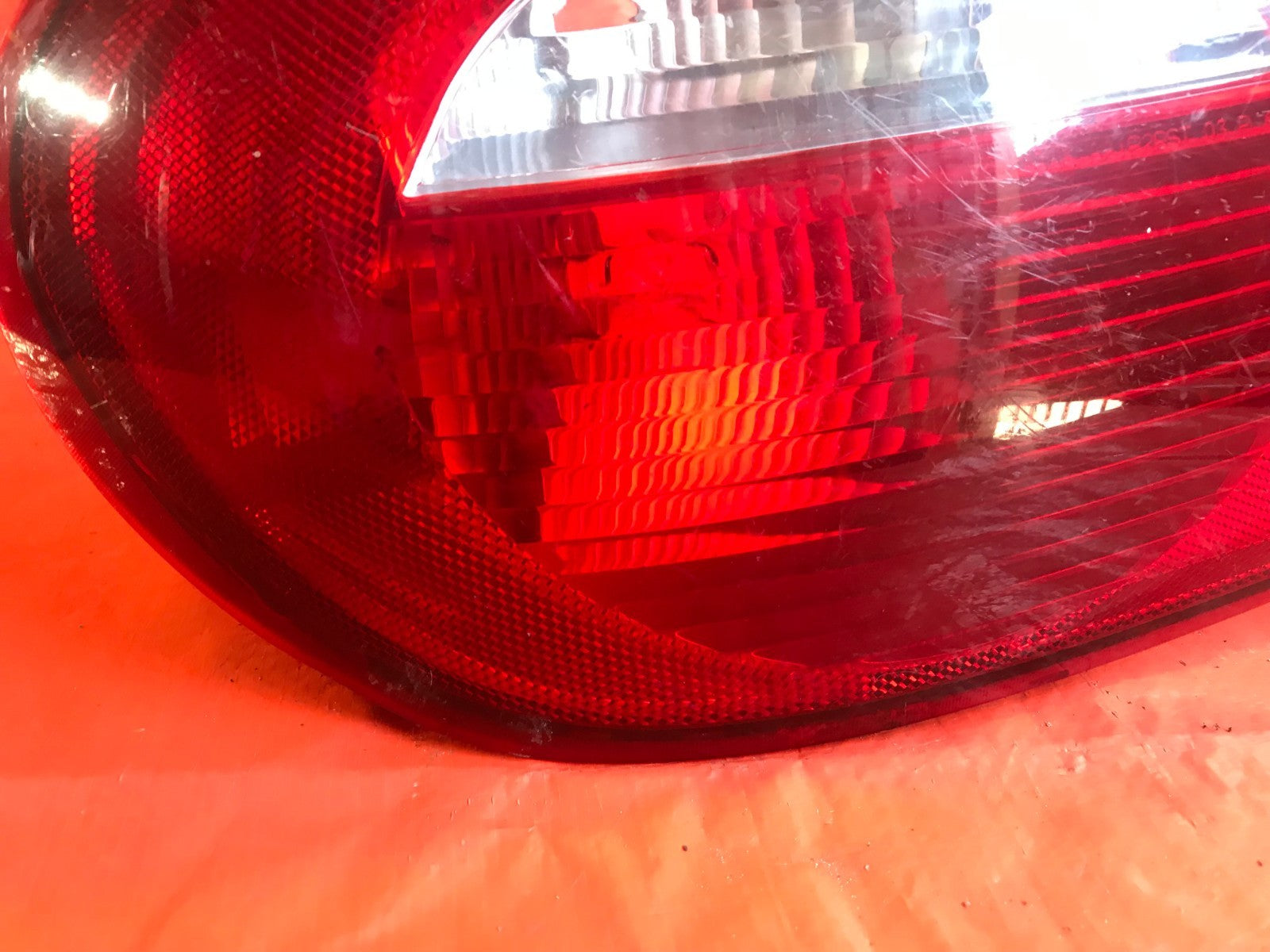 OEM 2004 04 DODGE NEON DRIVER LEFT TAIL LIGHT LAMP L LH2