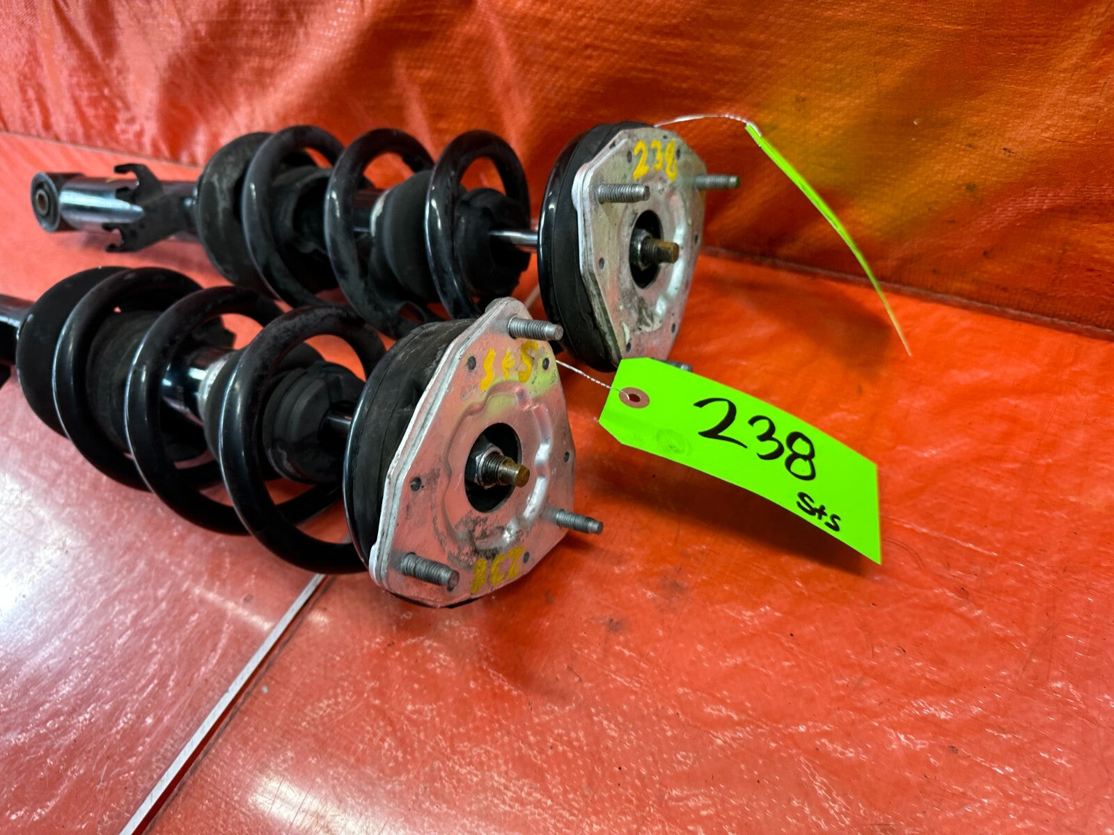 09 13 INFINITI G37 SEDAN FRONT SHOCKS & SPRINGS LEFT & RIGHT FACTORY OEM OE 2373