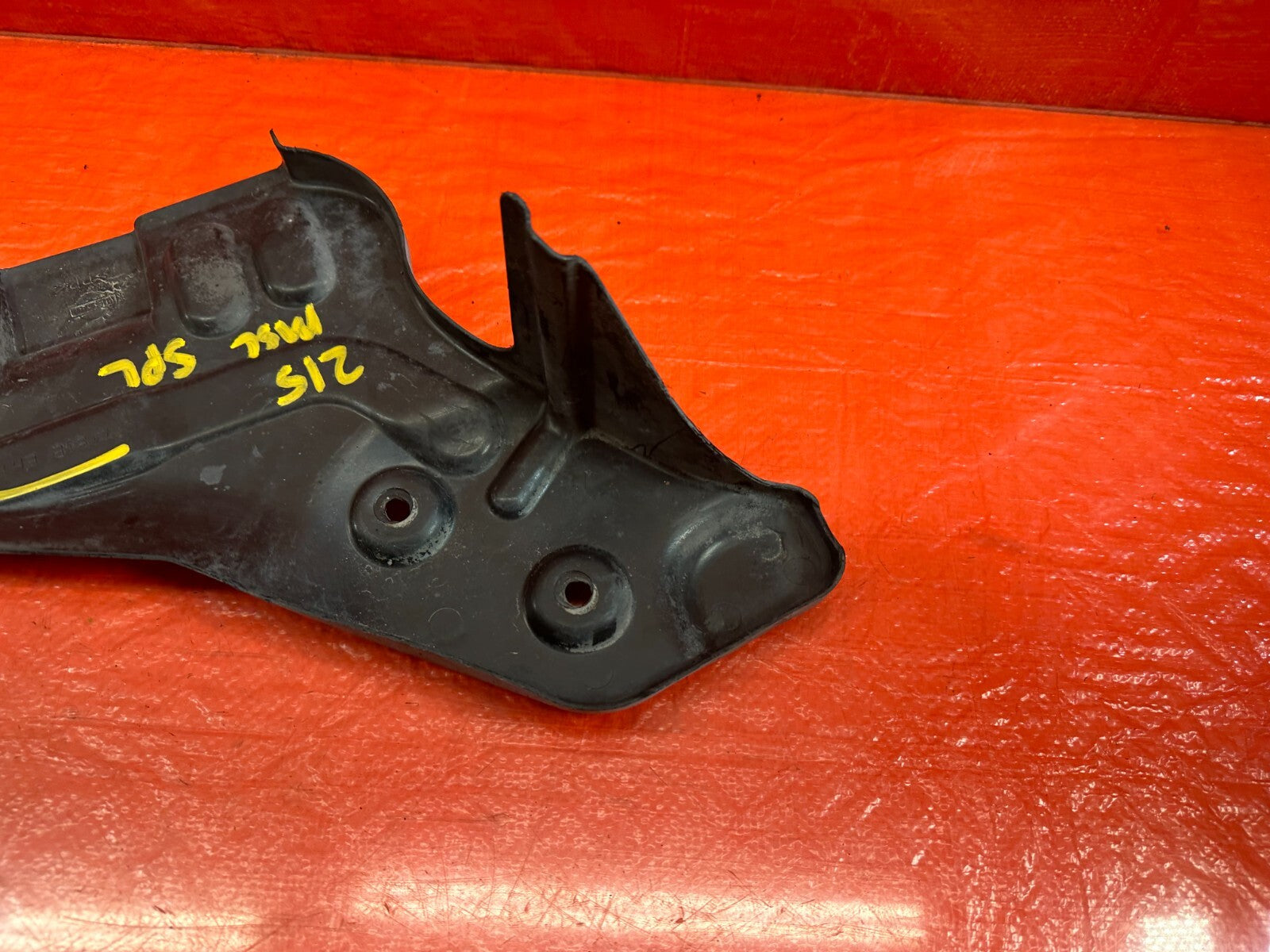 08 10 INFINITI G37 2D COUPE   SPLASH SHIELD REAR UNDER COVER RIGHT   OEM #2158