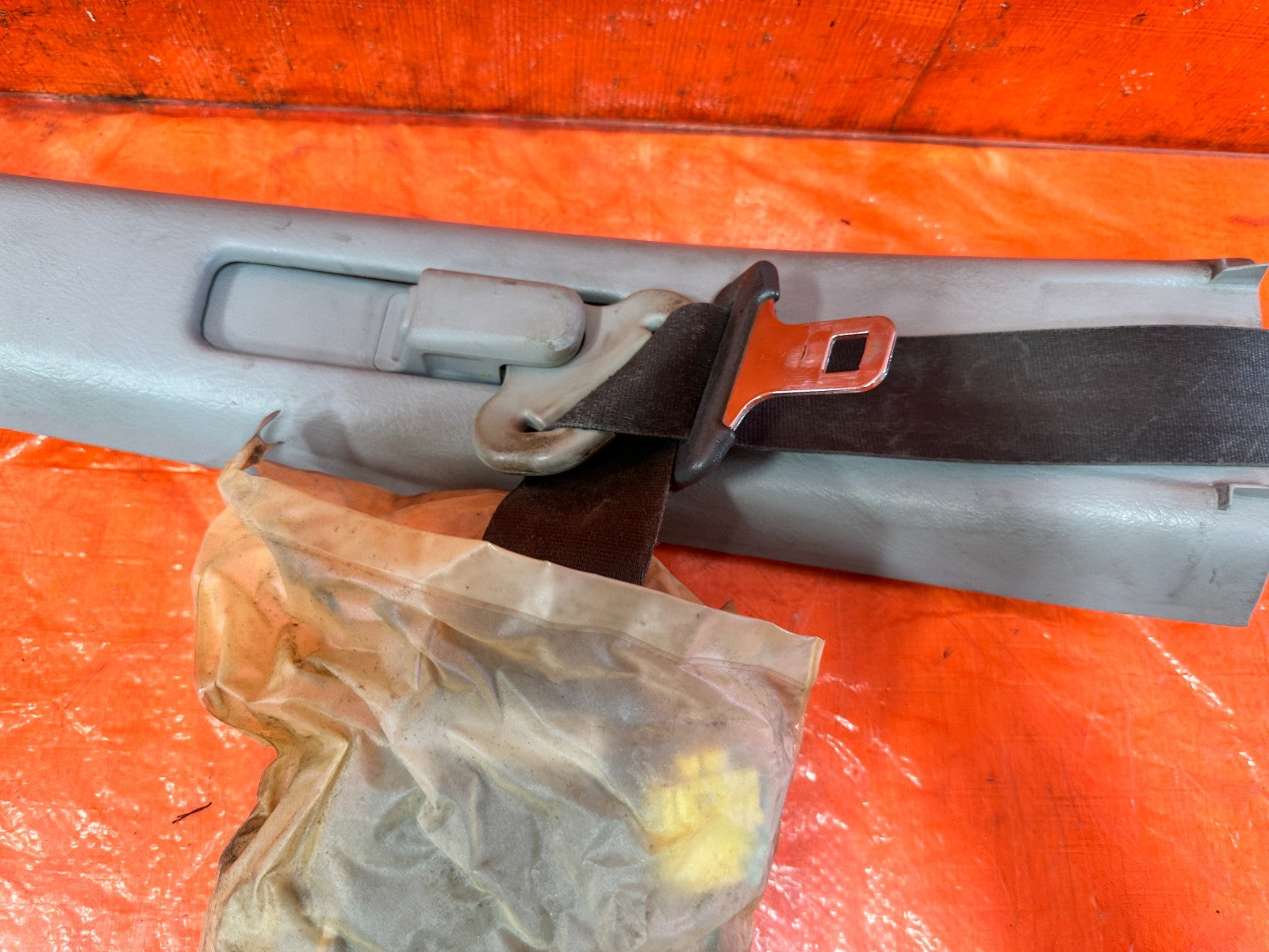 97 01 HONDA CR V CRV   FRONT SEAT BELT SET   LEFT & RIGHT SEAT BELTS   OEM #3019