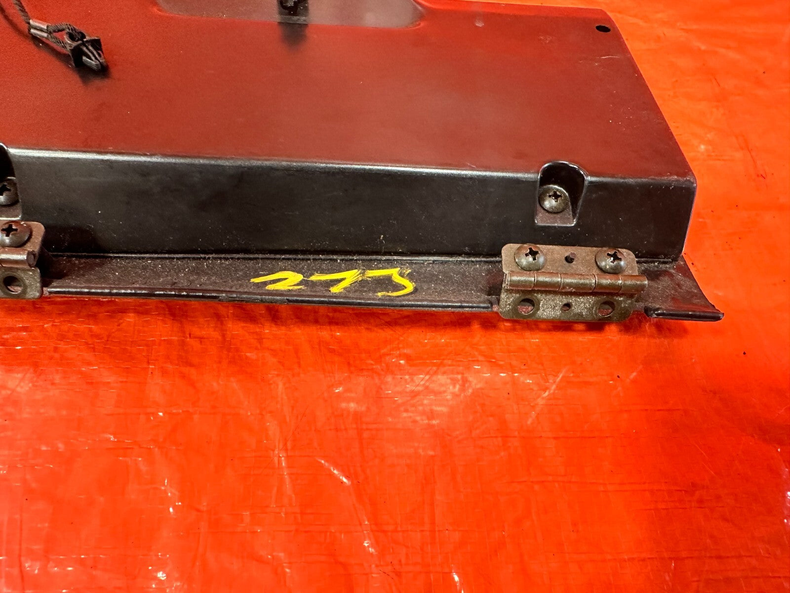 92 96 HONDA PRELUDE   GLOVE BOX   OEM FACTORY #2737