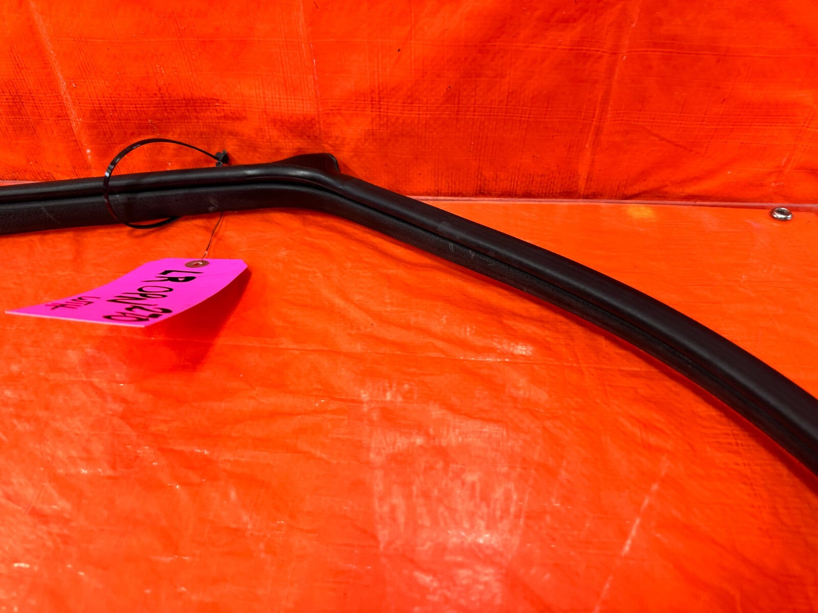 06 11 CIVIC 4D SEDAN   DRIVER LEFT REAR DOOR TO CHASSIS OPEN TRIM   OEM #2706
