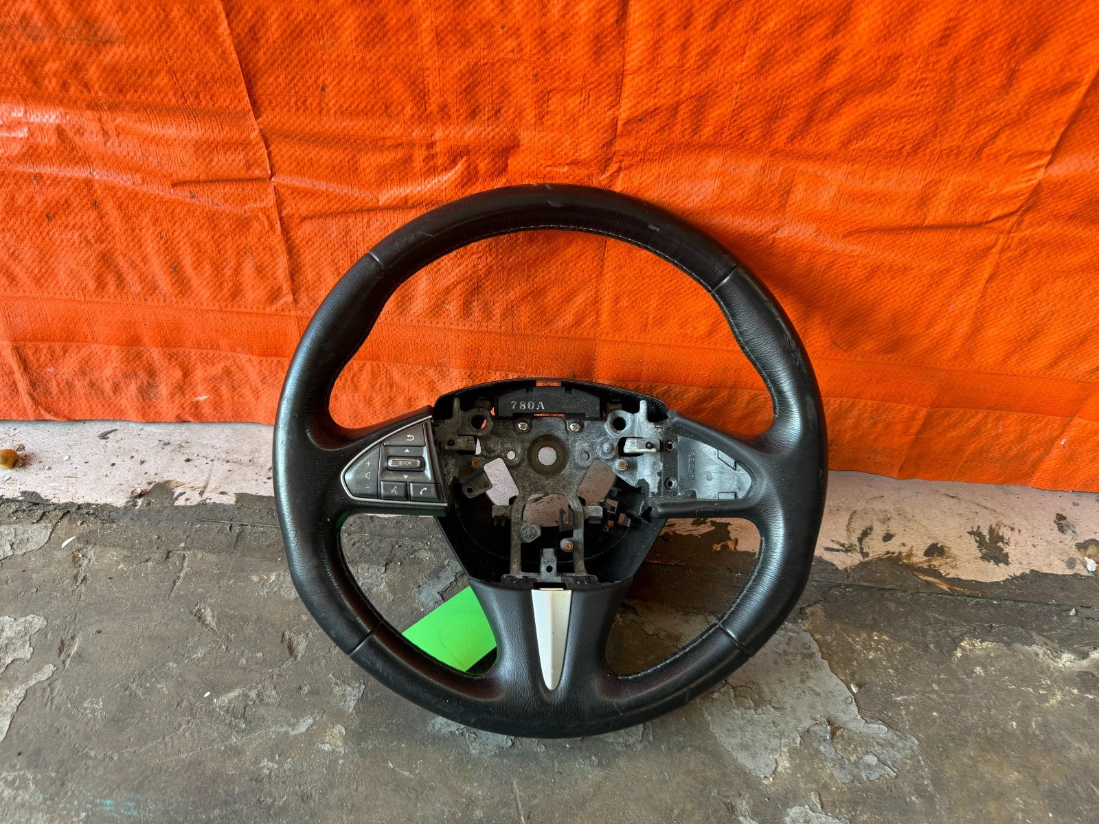14 15 INFINITI Q50   STEERING WHEEL W/O SWITCHES   COMPLETE   OEM0