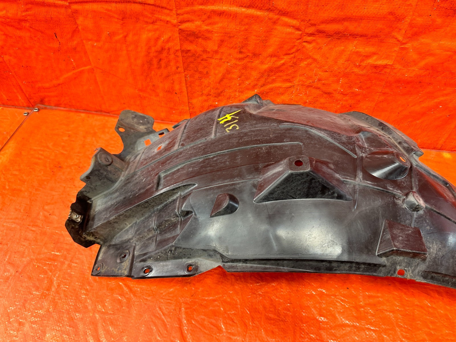 14 23 INFINITI Q50   DRIVER LEFT FRONT FENDER LINER REAR PORTION   OEM 3144