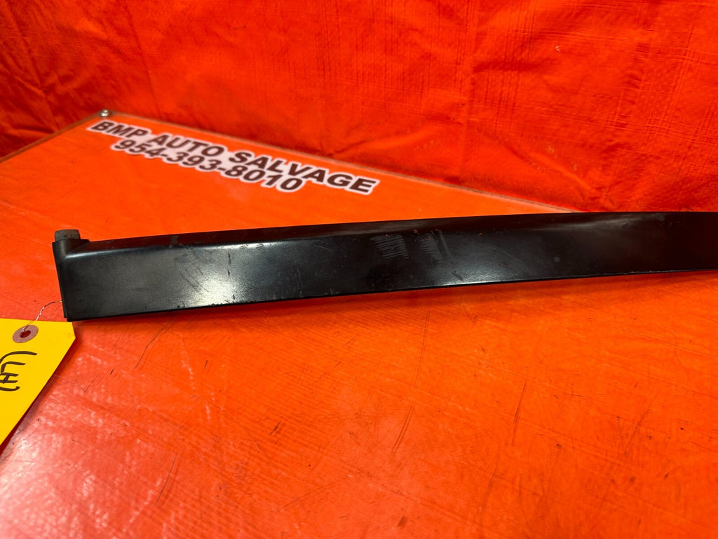 92 93 HONDA CIVIC COUPE & HATCH DRIVER LEFT DOOR SASH TRIM MOLDING STRIP OEM 2214