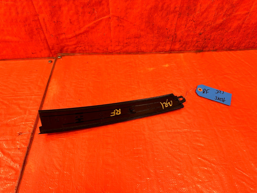 09 14 ACURA TSX   PASSENGER RIGHT FRONT DOOR SASH TRIM MOLDING   OEM #3216