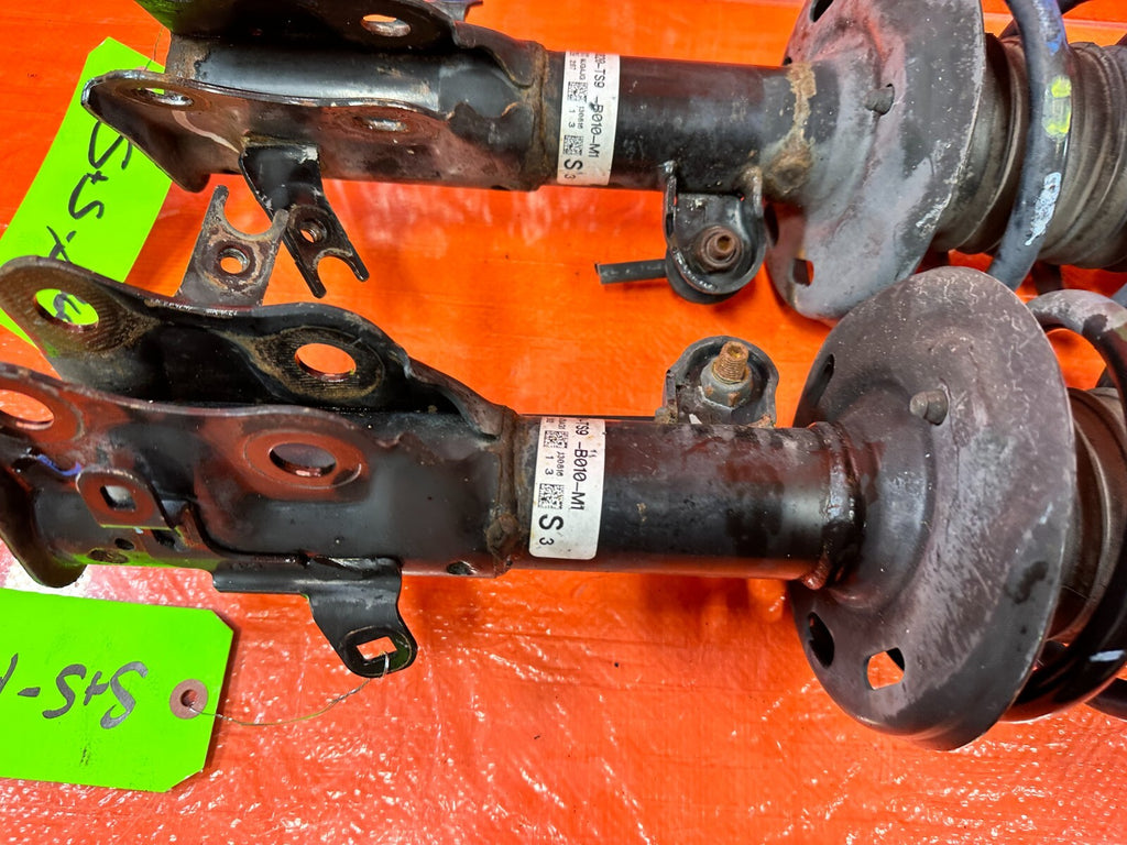 2013 13 HONDA CIVIC SI 2D COUPE   FRONT SHOCKS & SPRINGS LEFT AND RIGHT OEM #26913