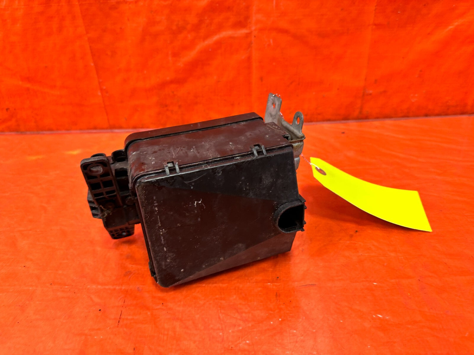93 97 HONDA DEL SOL   EXTERIOR / ENGINE BAY   FUSE BOX PANEL   OEM #2953