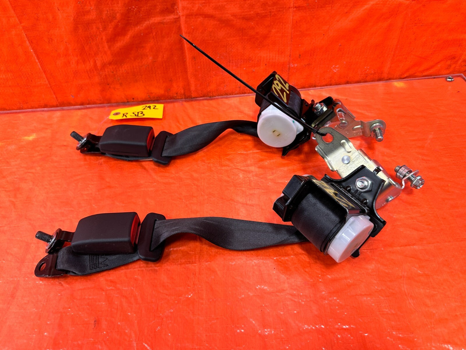 13 20 SUBARU BRZ   REAR SEAT BELT SET   LEFT & RIGHT SEAT BELTS   OEM #2922