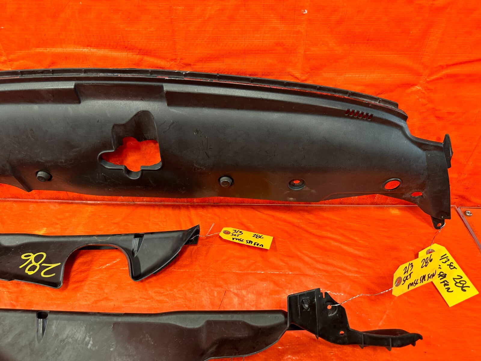 07 11 HONDA CIVIC SI SEDAN   FENDER & RADIATOR TRIM SET   LEFT RIGHT   OEM #2863