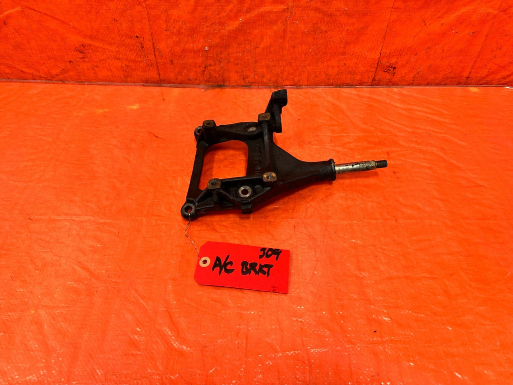 94 01 ACURA INTEGRA NON VTEC B18B1 AC COMPRESSOR BRACKET W/   OEM OE FACTORY 3090