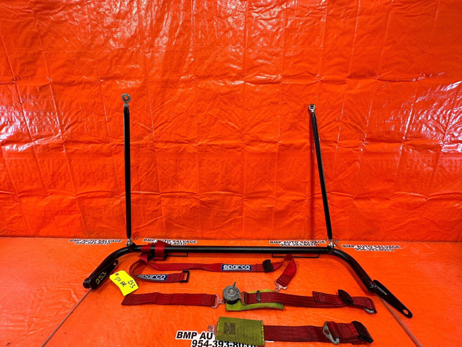 94 01 ACURA INTEGRA 2D   ROLL BAR WITH SPARCO SEAT BELTS   #25313
