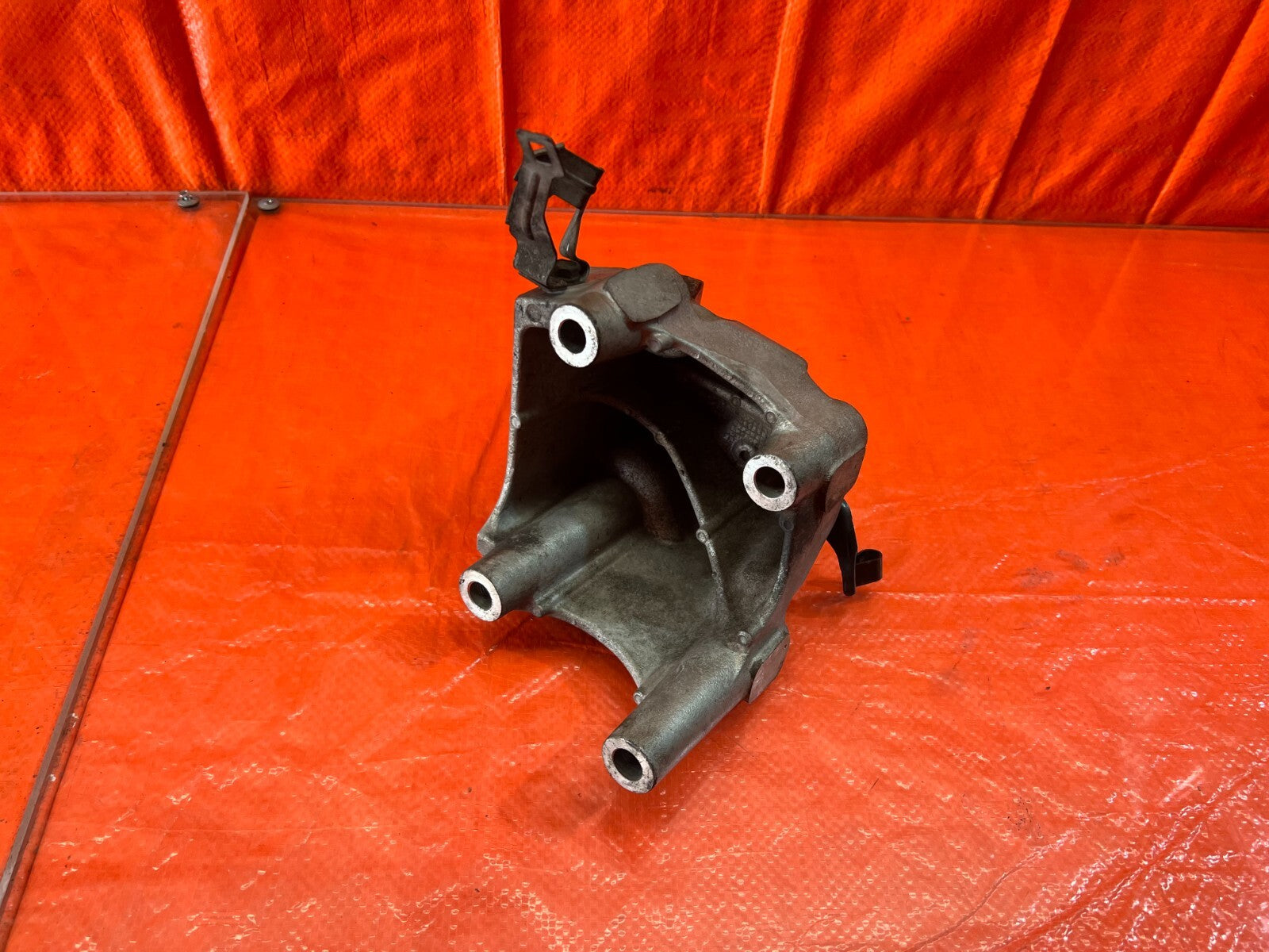 04 08 ACURA TSX   ALUMINUM ENGINE BRACKET   50610 SDA A01   OEM FACTORY #1560