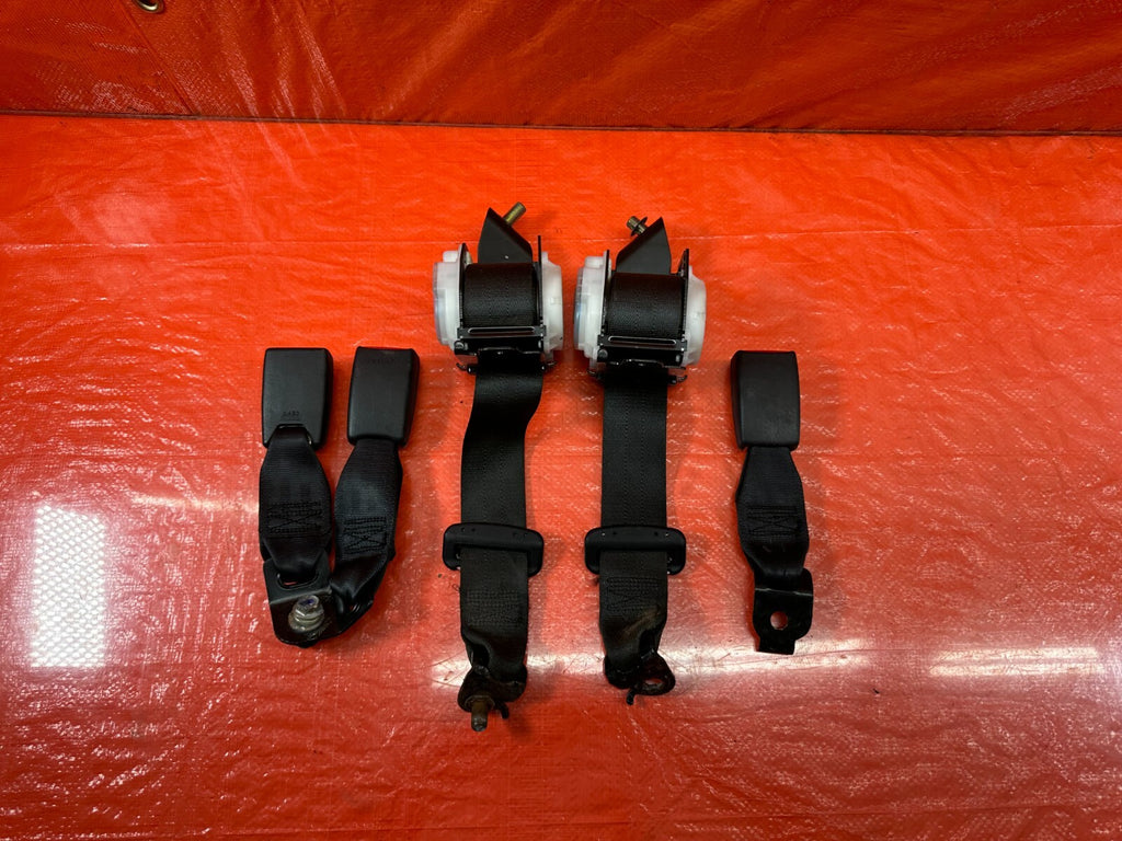2003 HONDA CIVIC SI EP3 HATCH REAR SEAT BELT SET LEFT & RIGHT SEAT BELTS OEM 2137
