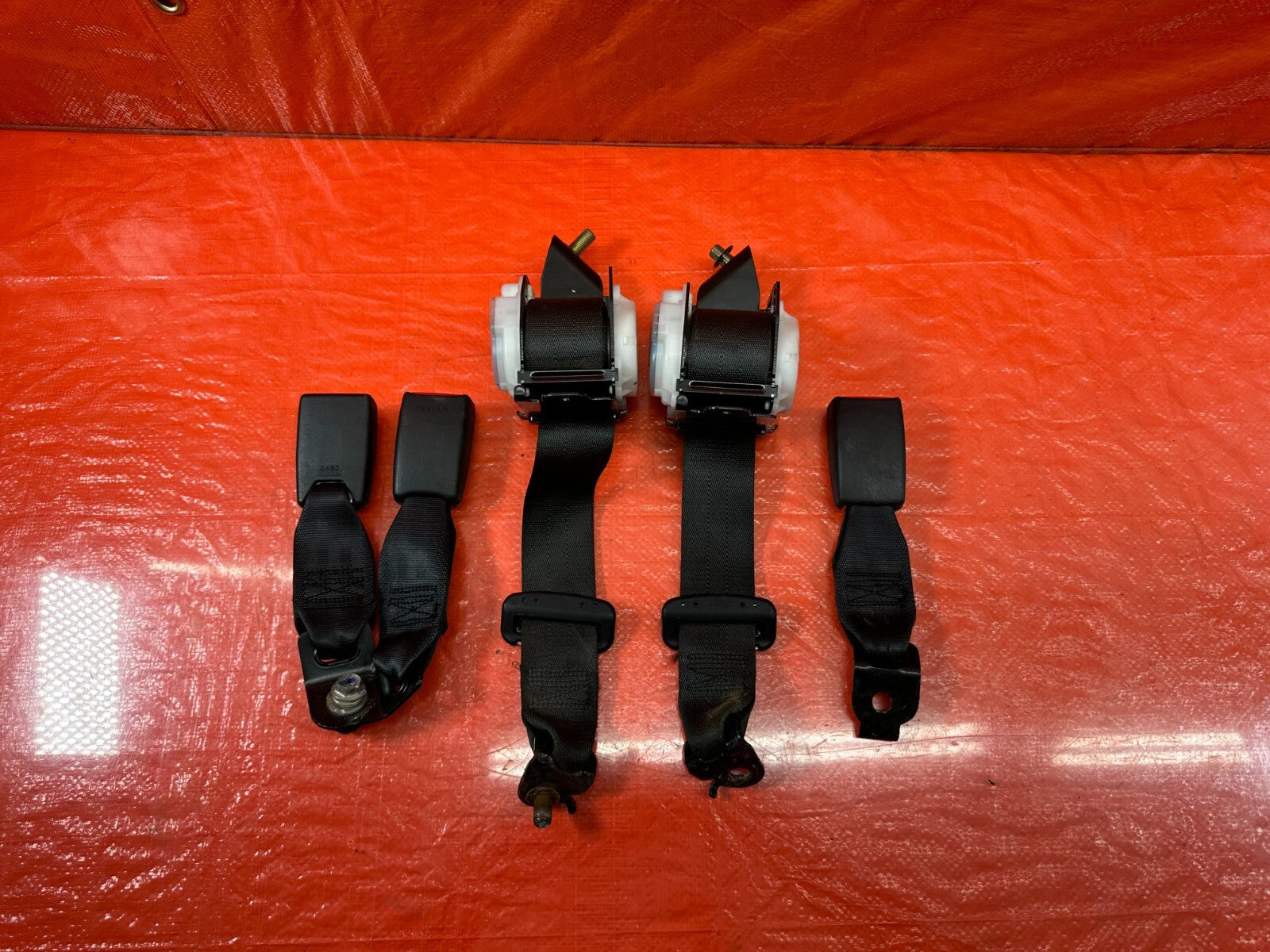 2003 HONDA CIVIC SI EP3 HATCH REAR SEAT BELT SET LEFT & RIGHT SEAT BELTS OEM 2137
