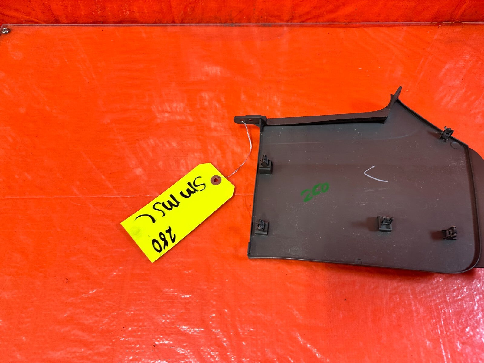 02 06 ACURA RSX   DRIVER LEFT ARM REST TRIM   TAN COLOR   OEM FACTORY #2805