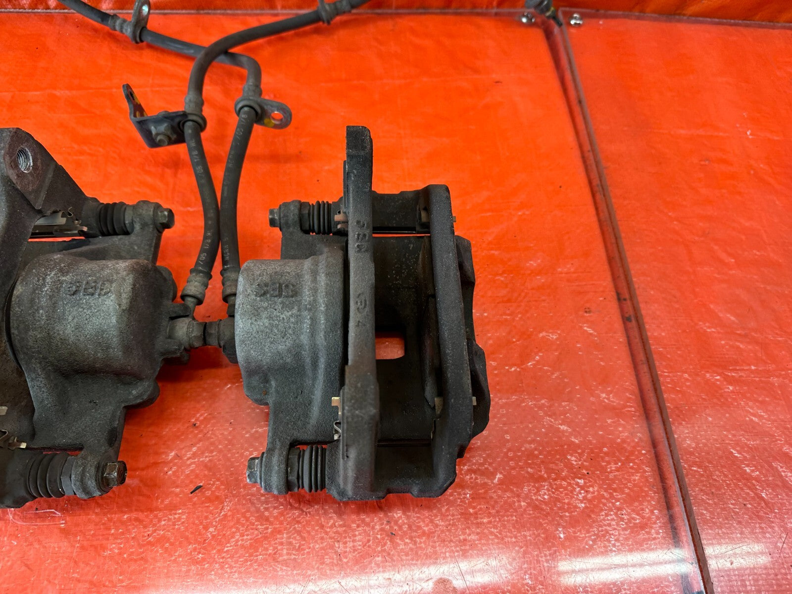 00 09 HONDA S2000   FRONT BRAKE CALIPERS   LEFT RIGHT CALIPER SET   OEM #2247