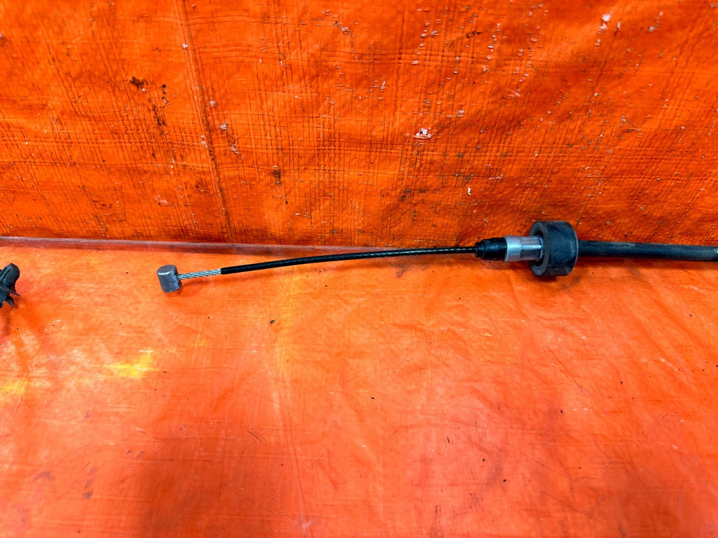 10 16 HYUNDAI GENESIS COUPE   DRIVER LEFT REAR SPINDLE KNUCKLE HUB OEM #30211