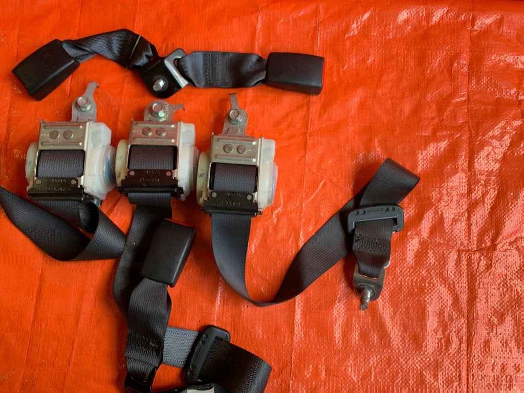 OEM 2006 06 HONDA CIVIC SI COUPE   COMPLETE REAR SEAT BELT SET LEFT RIGHT CENTER3