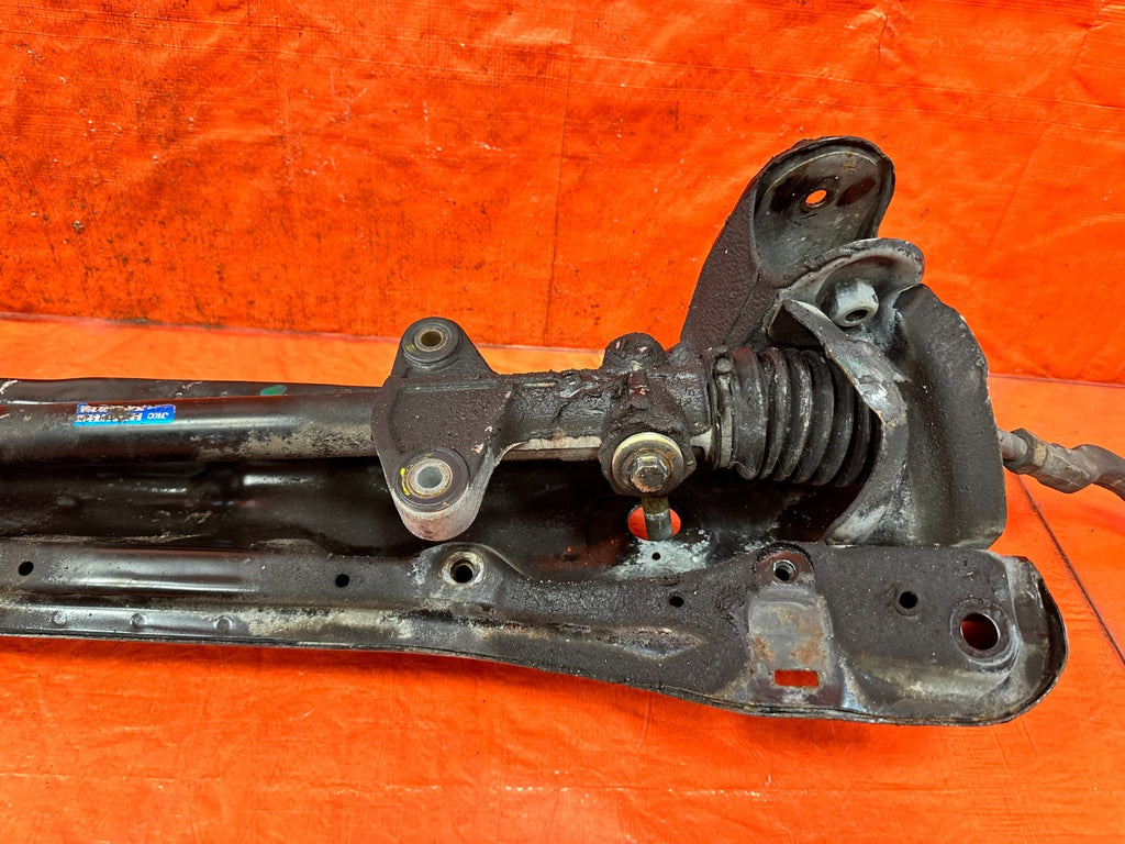 90 91 HONDA CIVIC HATCHBACK   FRONT SUBFRAME FRONT PORTION   OEM 3259