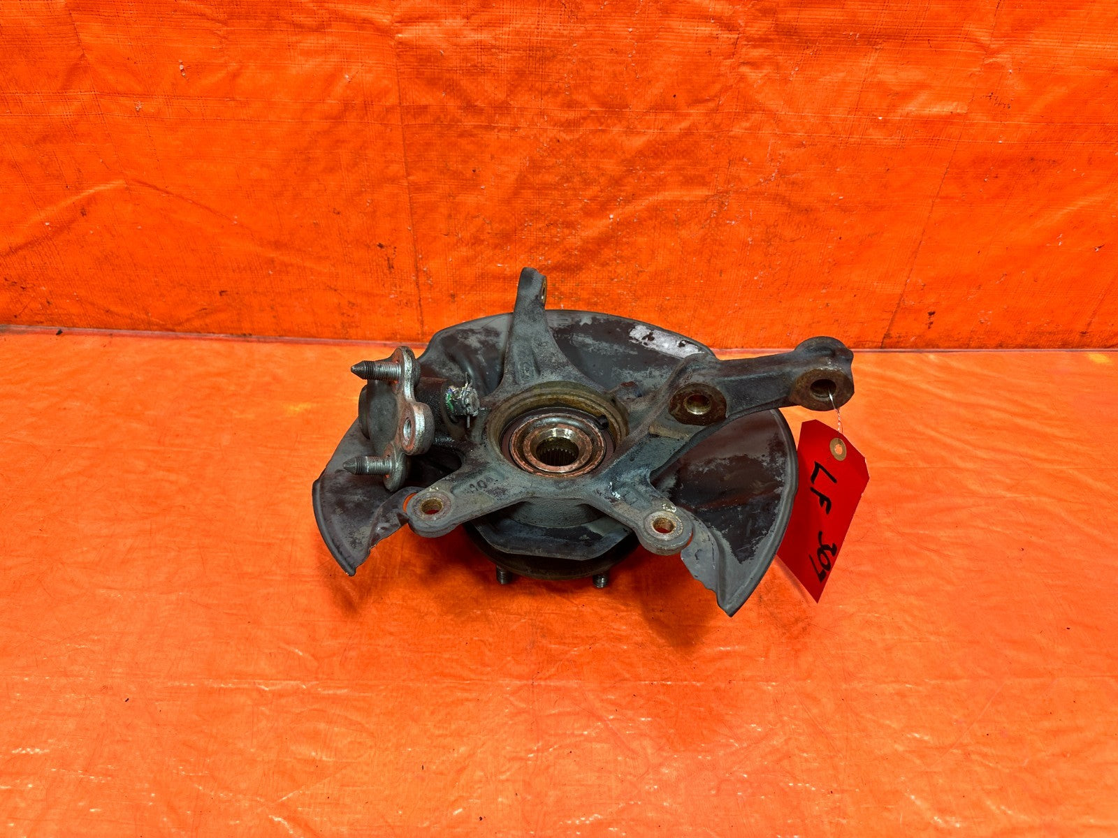 06 11 HONDA CIVIC SI   DRIVER LEFT FRONT SPINDLE KNUCKLE HUB 36MM   OEM OE #3073