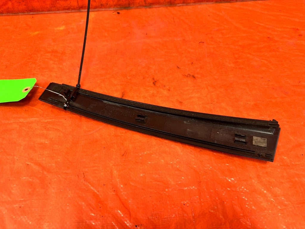 02 06 ACURA RSX   LEFT DOOR SASH PILLAR TRIM   DRIVER SIDE   OEM OE #3151