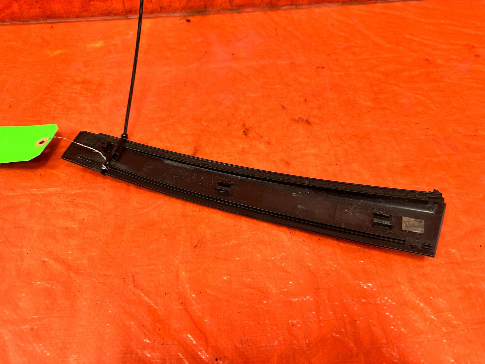 02 06 ACURA RSX   LEFT DOOR SASH PILLAR TRIM   DRIVER SIDE   OEM OE #3151