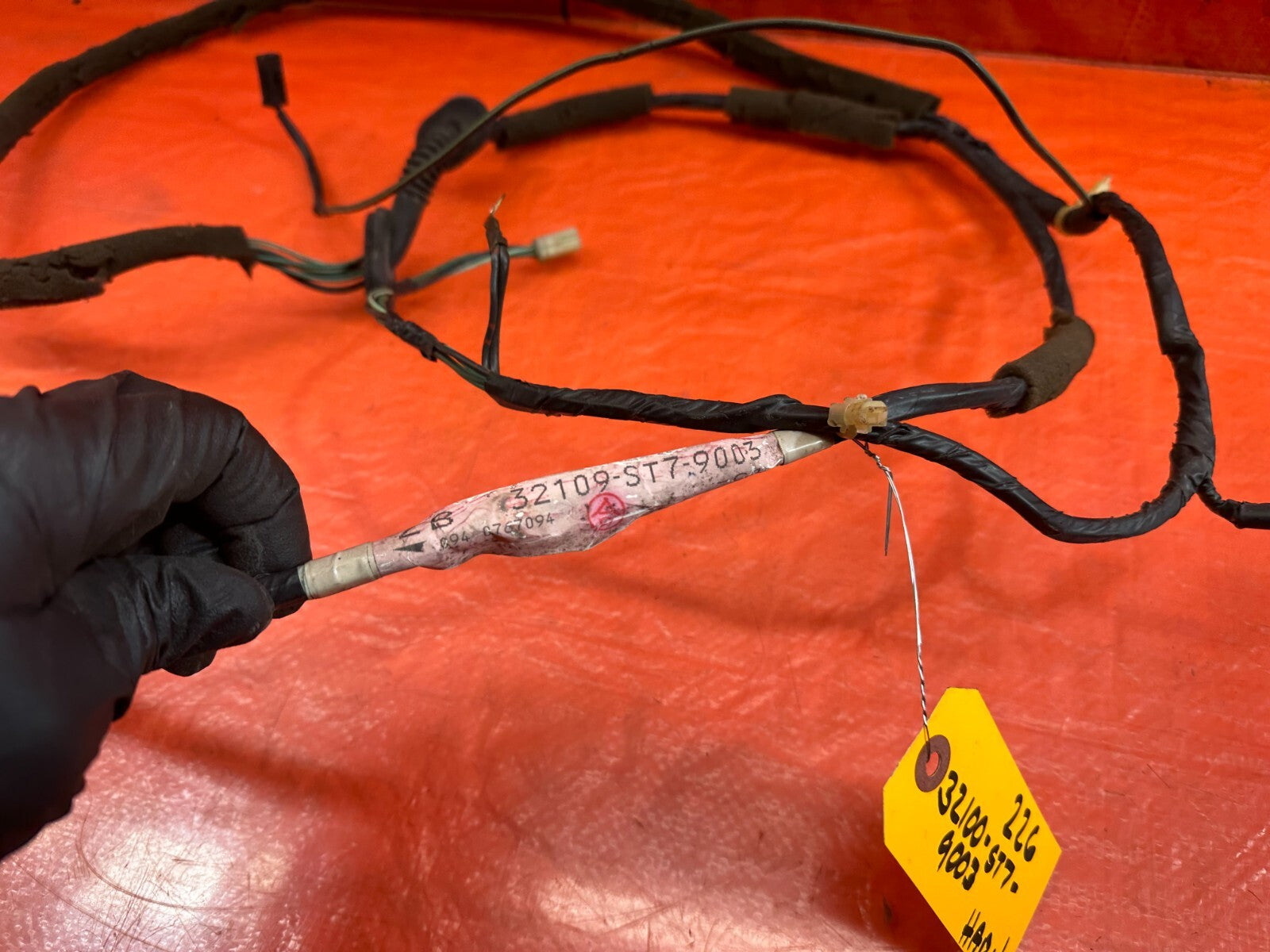 94 97 ACURA INTEGRA GS R 2D   TAILGATE HATCH REAR LATCH WIRE HARNESS WIRING LOOM5
