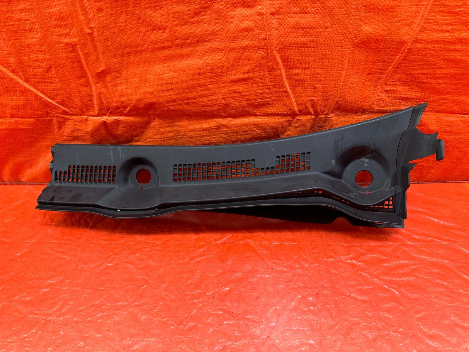 02 05 HONDA CIVIC SI EP3 HATCH   WIPER COWL TRIM   DRIVER LEFT SIDE OEM #2130