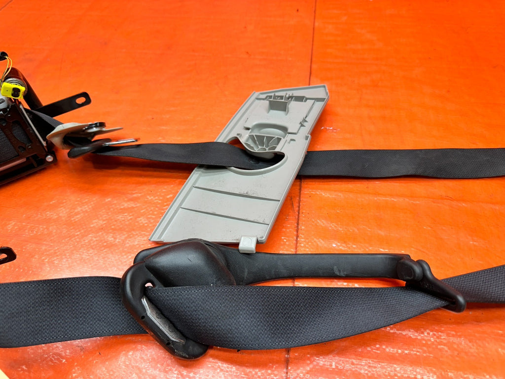 14 23 INFINITI Q50 LEFT & RIGHT FRONT SEAT BELTS SAFETY BELT BLACK OEM FACTORY 410