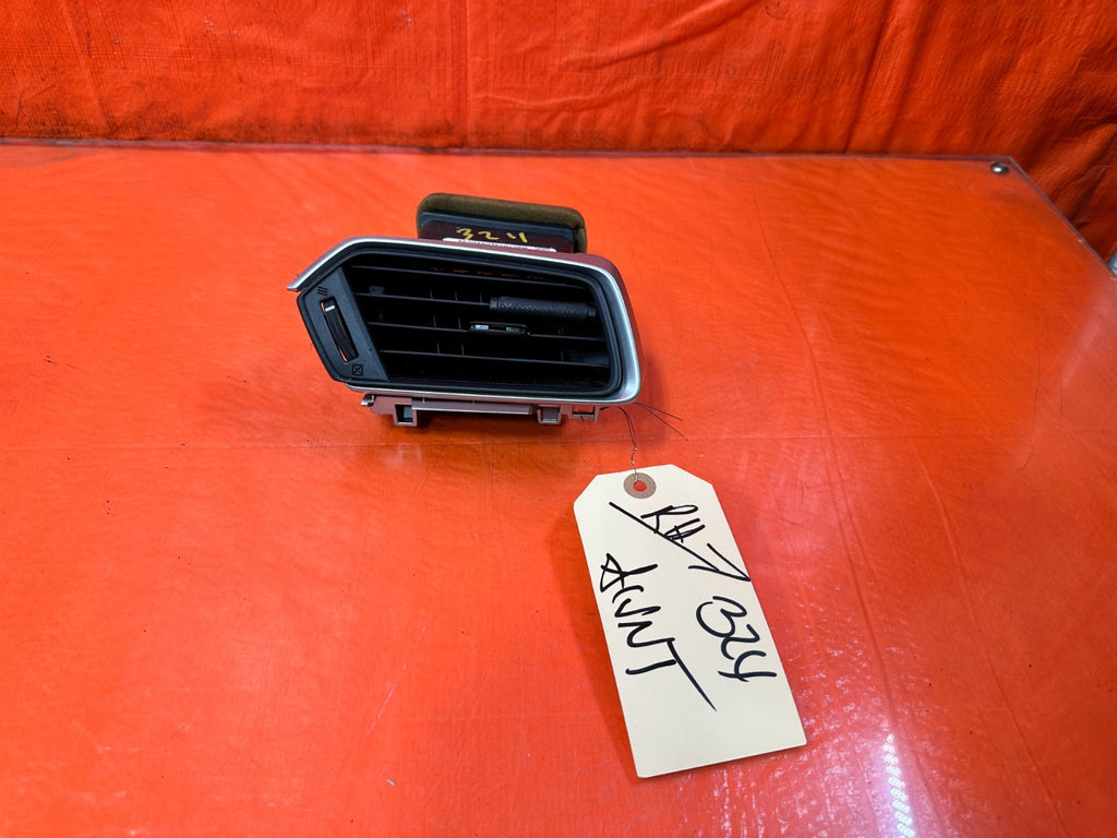 18 22 HONDA ACCORD 1.5L   PASSENGER RIGHT AIR CONDITIONING AC VENT   OEM #3240