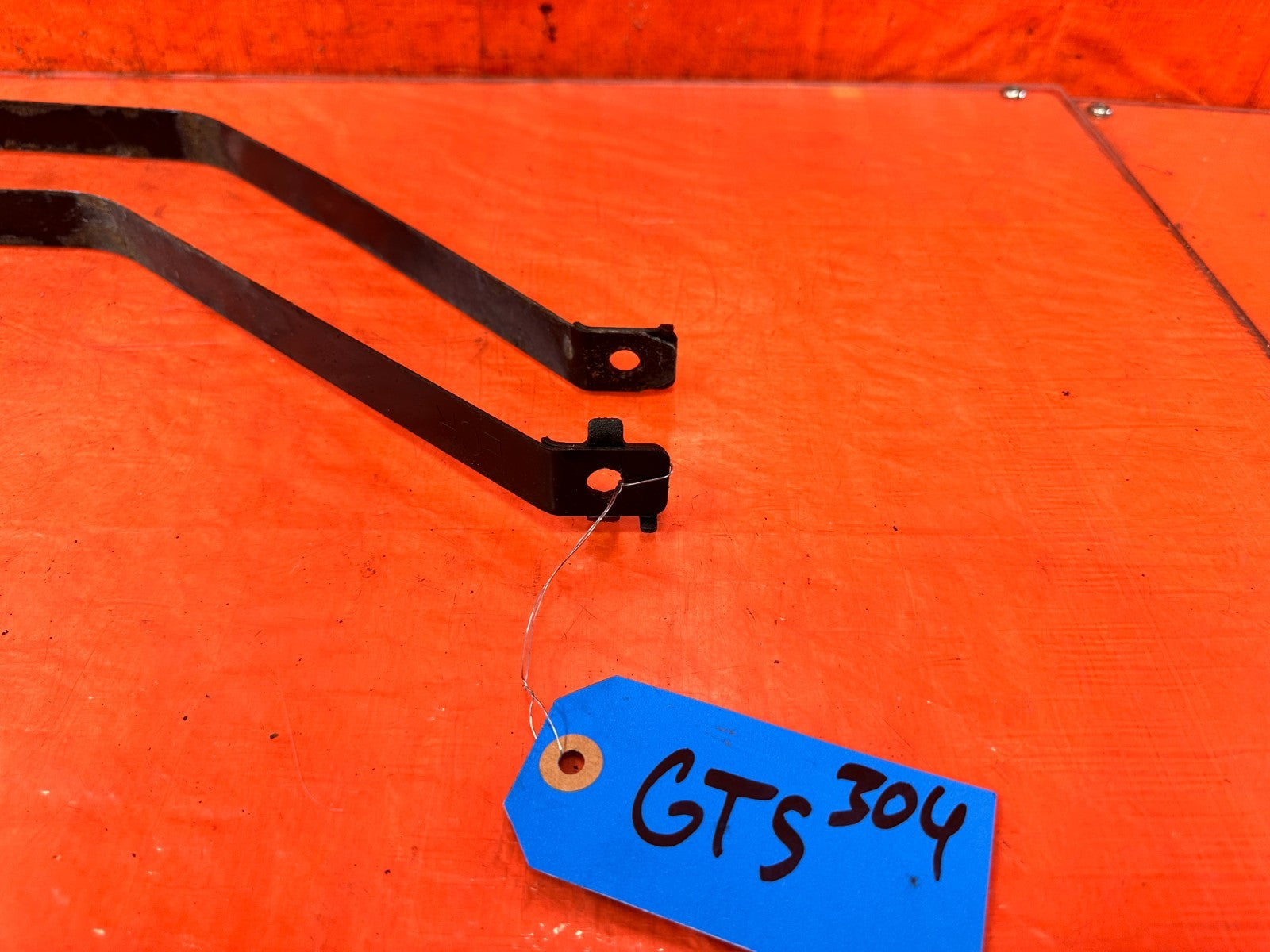 04 08 ACURA TSX   GASOLINE GAS FUEL TANK STRAP SET STRAPS SUPPORTS   OEM #3041