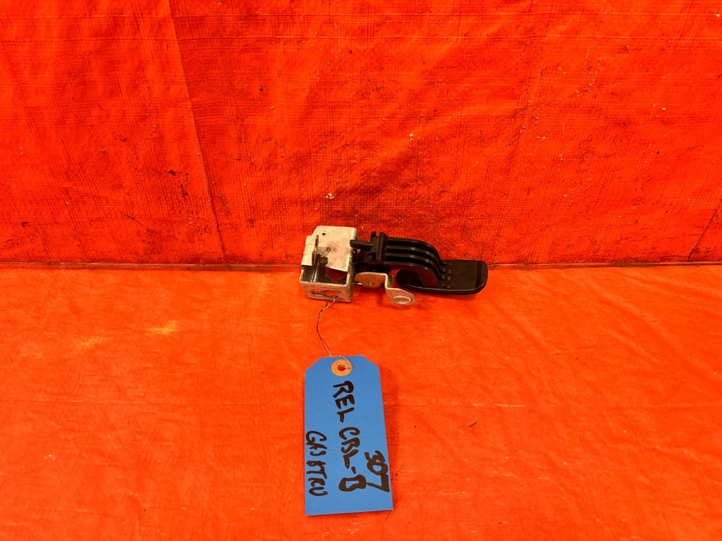 06 11 CIVIC 4D SEDAN   GAS FUEL LID COVER RELEASE CABLE LEVER   OEM FACTORY #3071