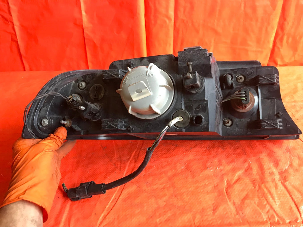 OEM 2001 01 LINCOLN NAVIGATOR DRIVER LEFT HEADLIGHT HEADLAMP L LH7
