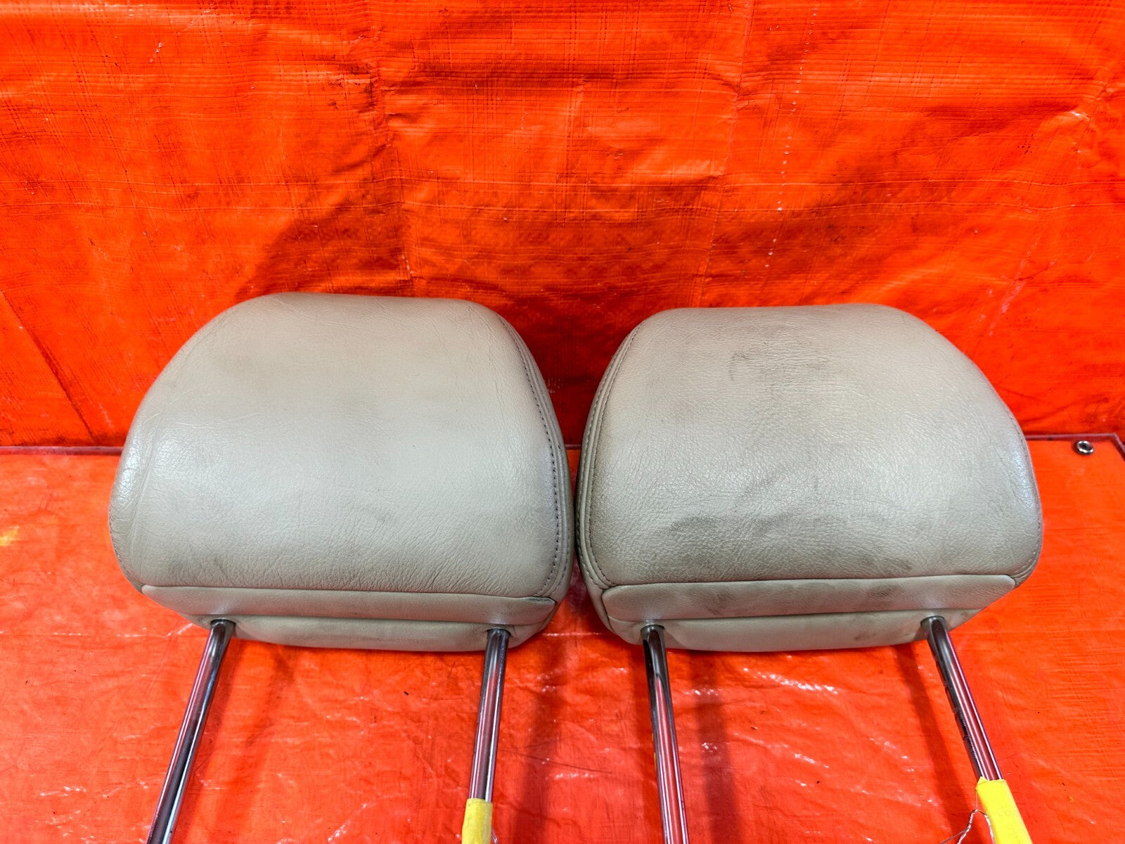 04 08 ACURA TSX   FRONT SEAT HEAD REST SET LEFT AND RIGHT TAN OEM FACTORY #2915