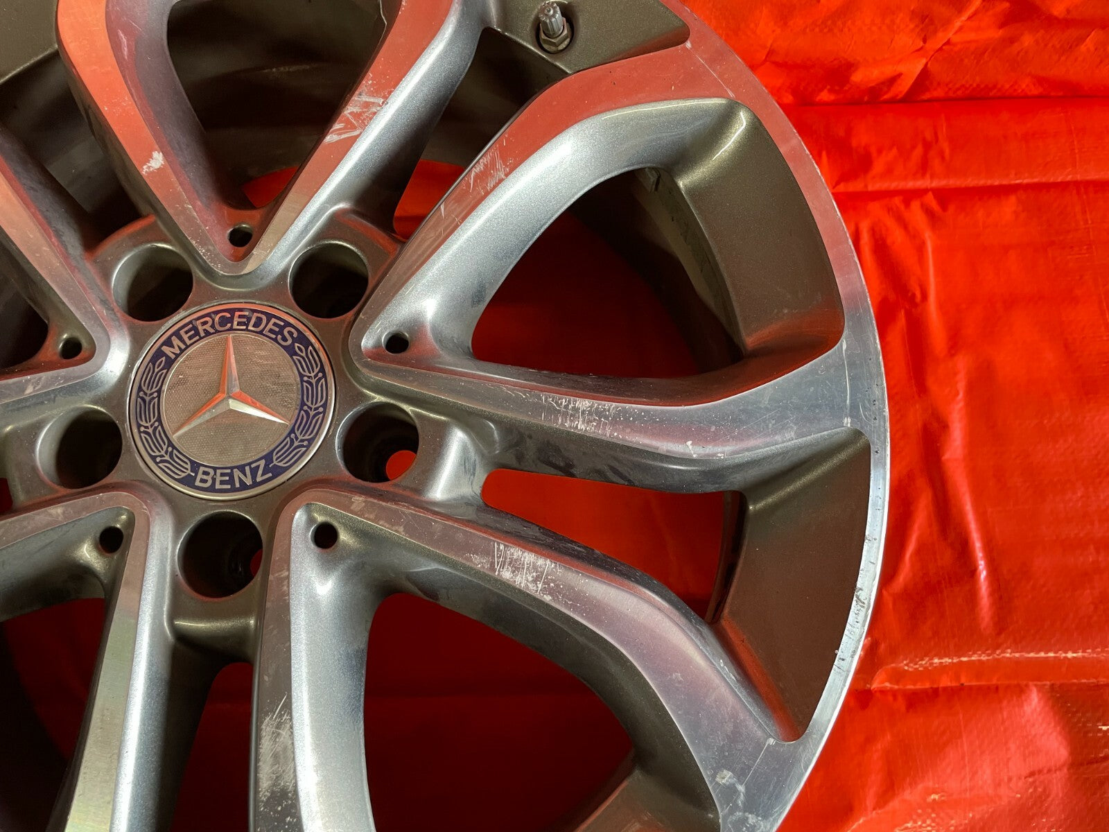 15 18 MERCEDES BENZ C300 W205   WHEEL RIM   A205 401 02 00   OEM OE FACTORY   2