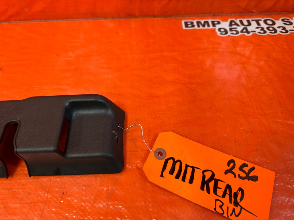 93 97 HONDA DEL SOL   TRUNK LATCH TRIM   OEM FACTORY #2562