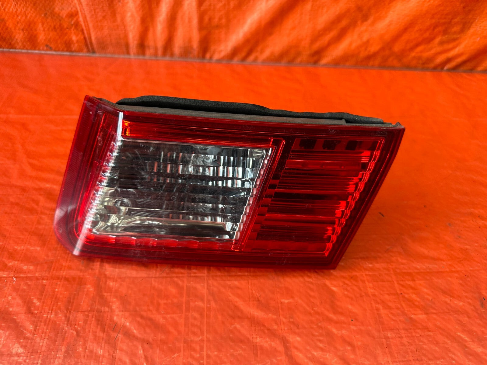 09 10 ACURA TSX   PASSENGER RIGHT   OUTER TAIL LIGHT LAMP   OEM FACTORY #2332