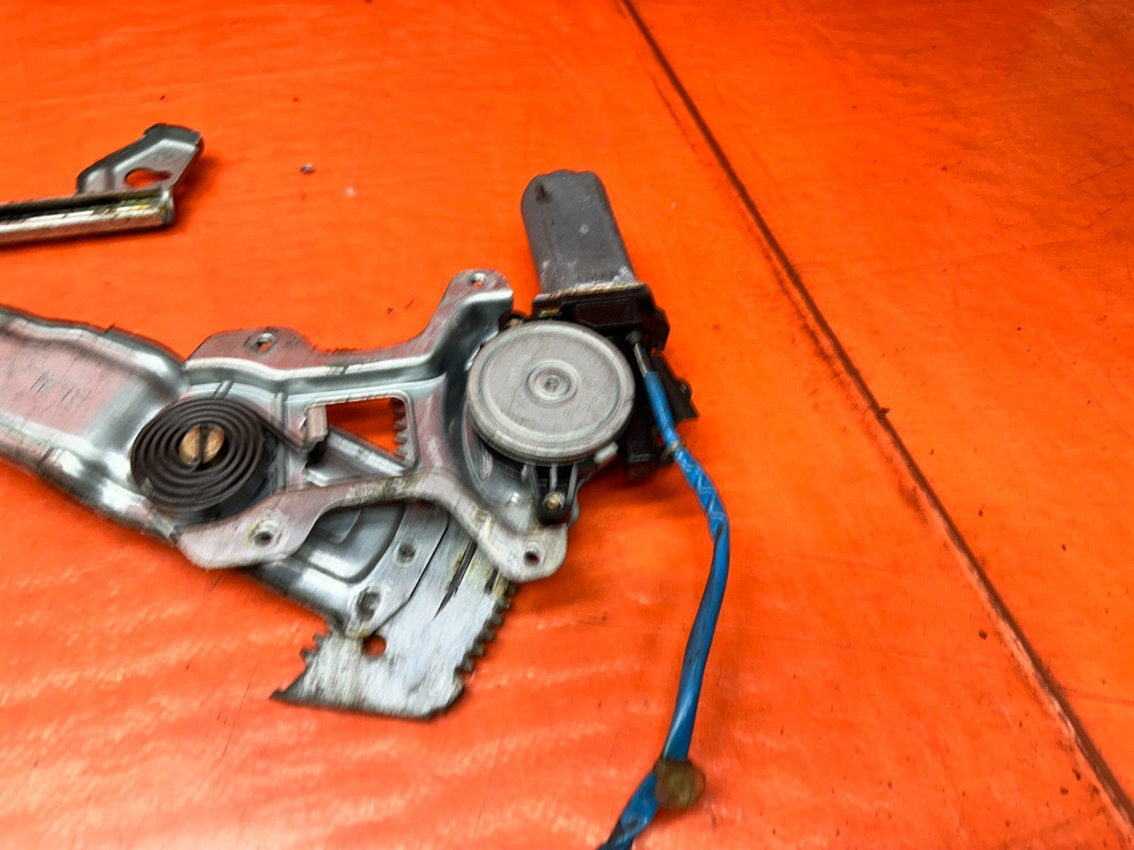 94-01 ACURA INTEGRA 4D RIGHT REAR PASSENGER WINDOW REGULATOR & MOTOR OEM #3415