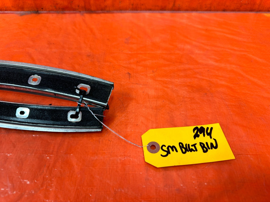 93 97 HONDA DEL SOL   LEFT AND RIGHT TARGA TOP BRACKETS   OEM #2942