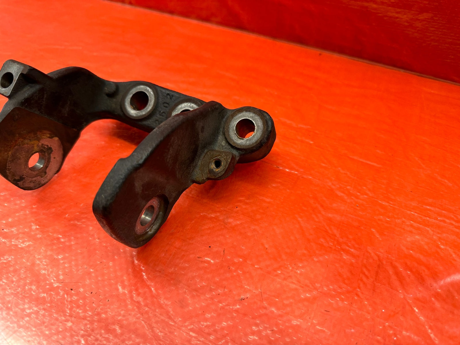 08 15 LANCER EVOLUTION X EVO 10 MR   AUTOMATIC TRANSMISSION BRACKET   OEM #2064