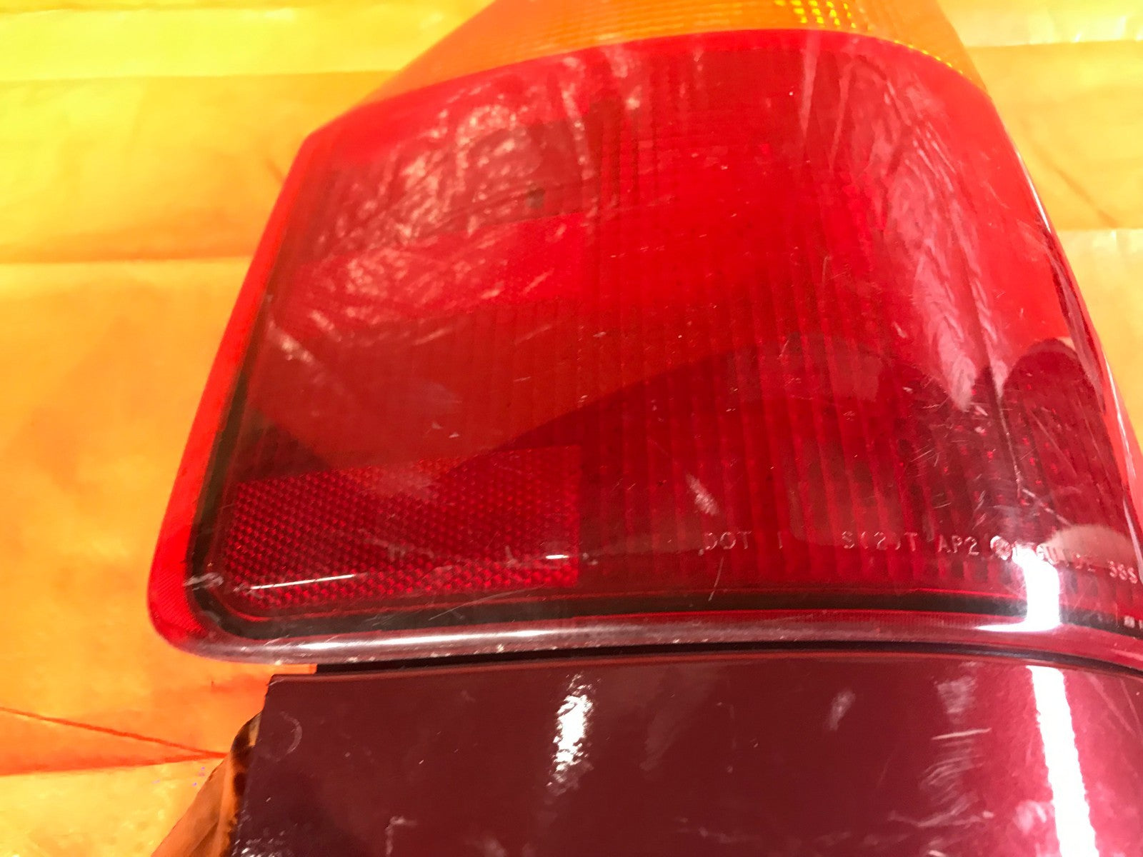 OEM 2006 06 GENERAL MOTORS GMC ENVOY DRIVER LEFT TAIL LIGHT LAMP 15070903 2