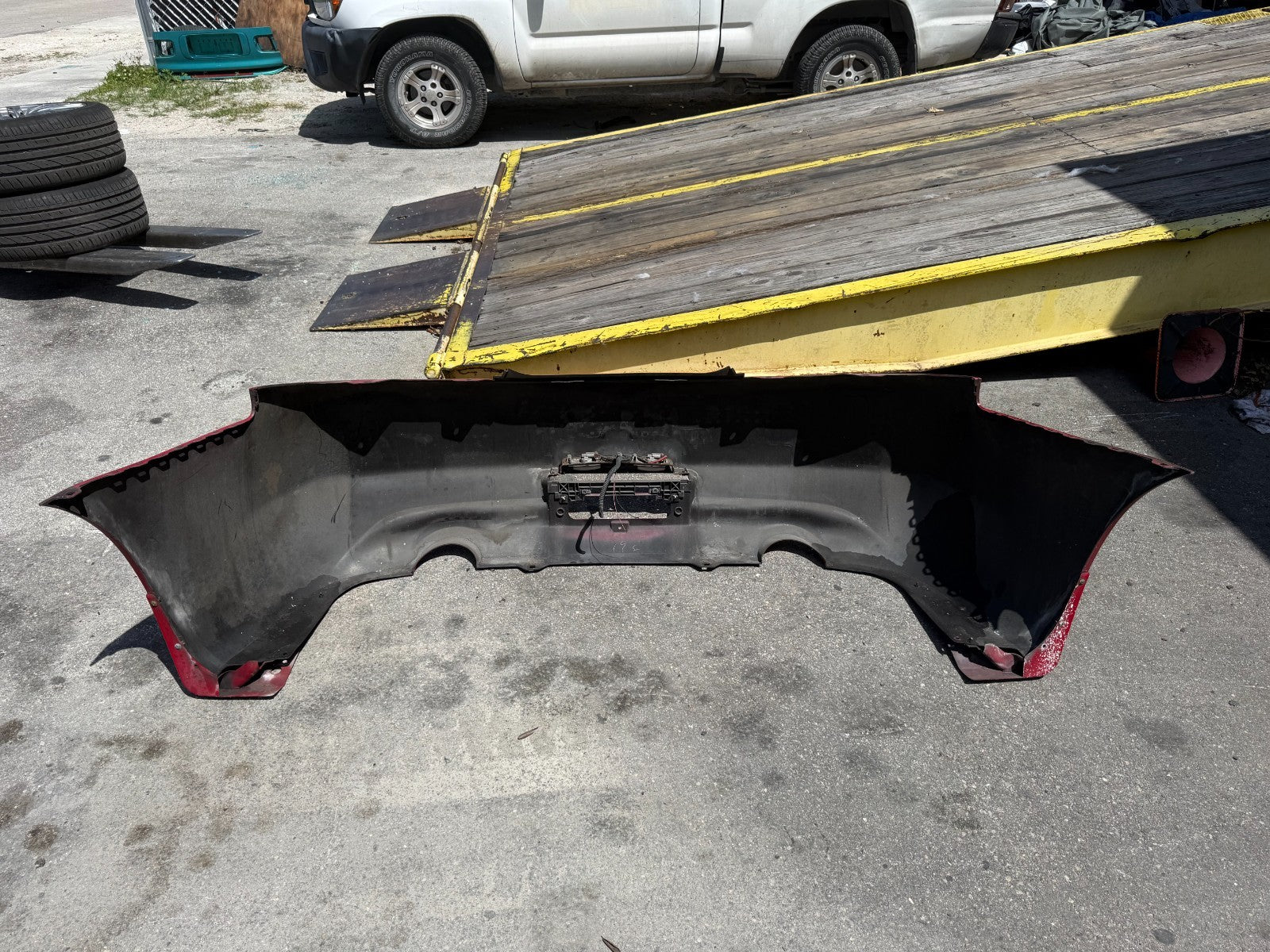 08 15 INFINITI G37 & Q60   2D COUPE   REAR BUMPER COVER    OEM #32821