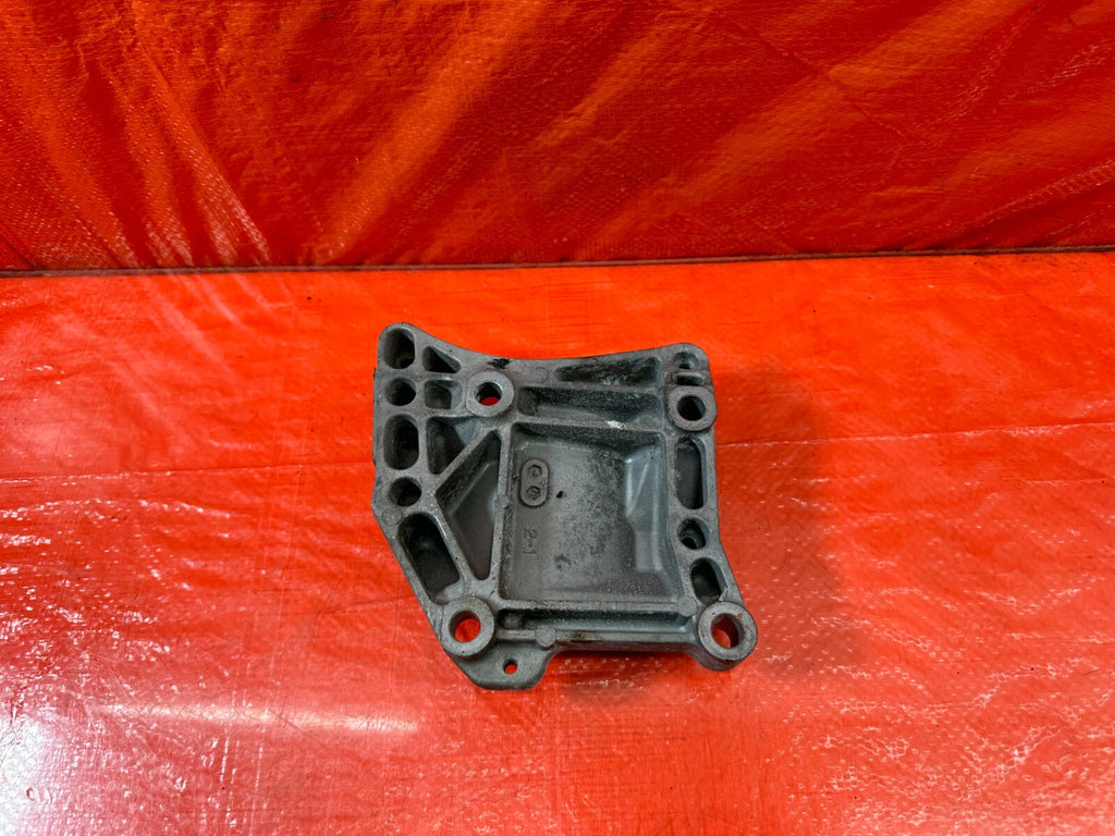 97 01 HONDA PRELUDE BASE & SH   H22A4 HVAC AC MOUNTING BRACKET OEM FACTORY #2105