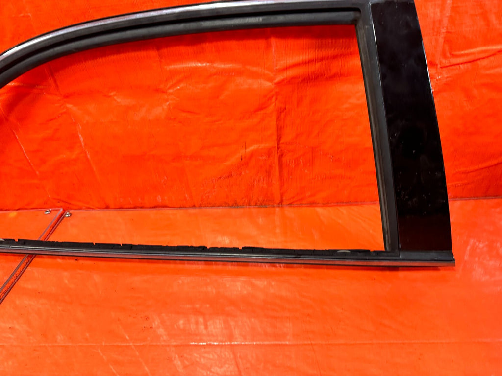 92 00 LEXUS SC300   DRIVER LEFT EXTERIOR WINDOW GLASS TRIM   OEM #2767