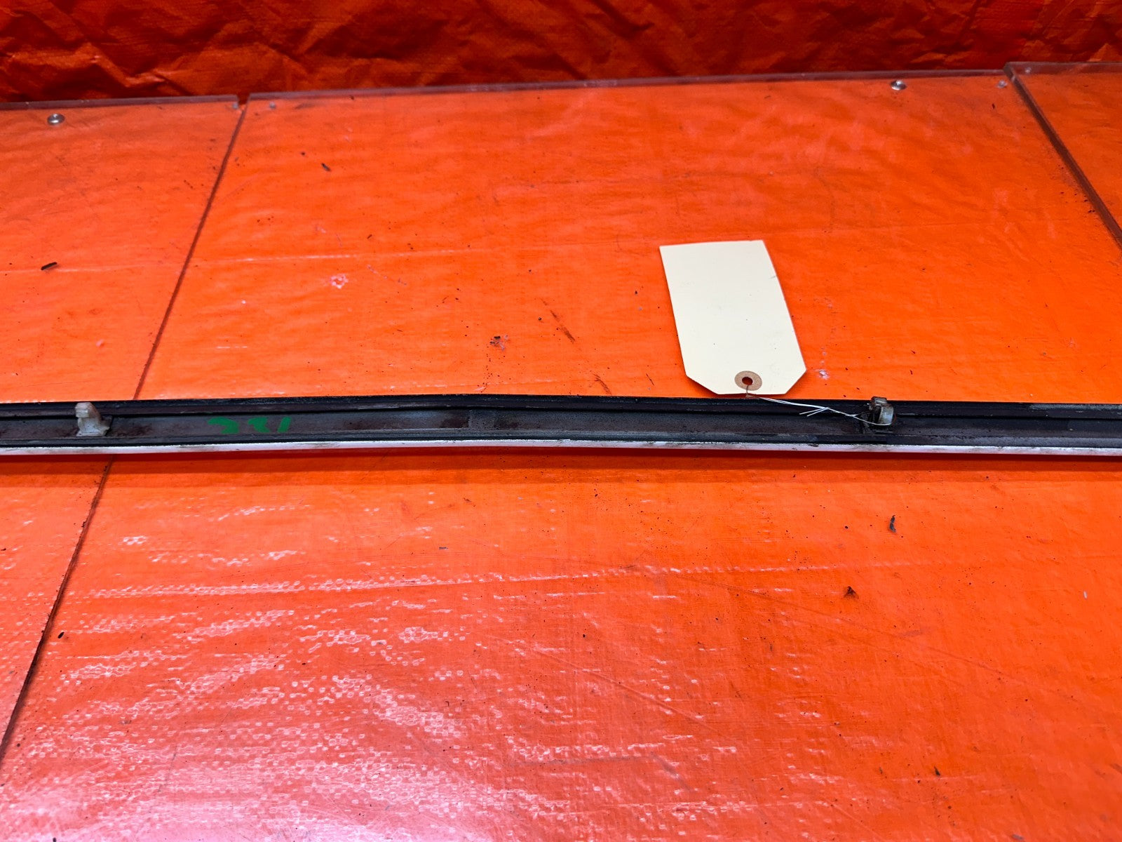94 01 ACURA INTEGRA 2D LEFT DRIVER EXTERIOR DOOR MOLDING TRIM OEM #33110