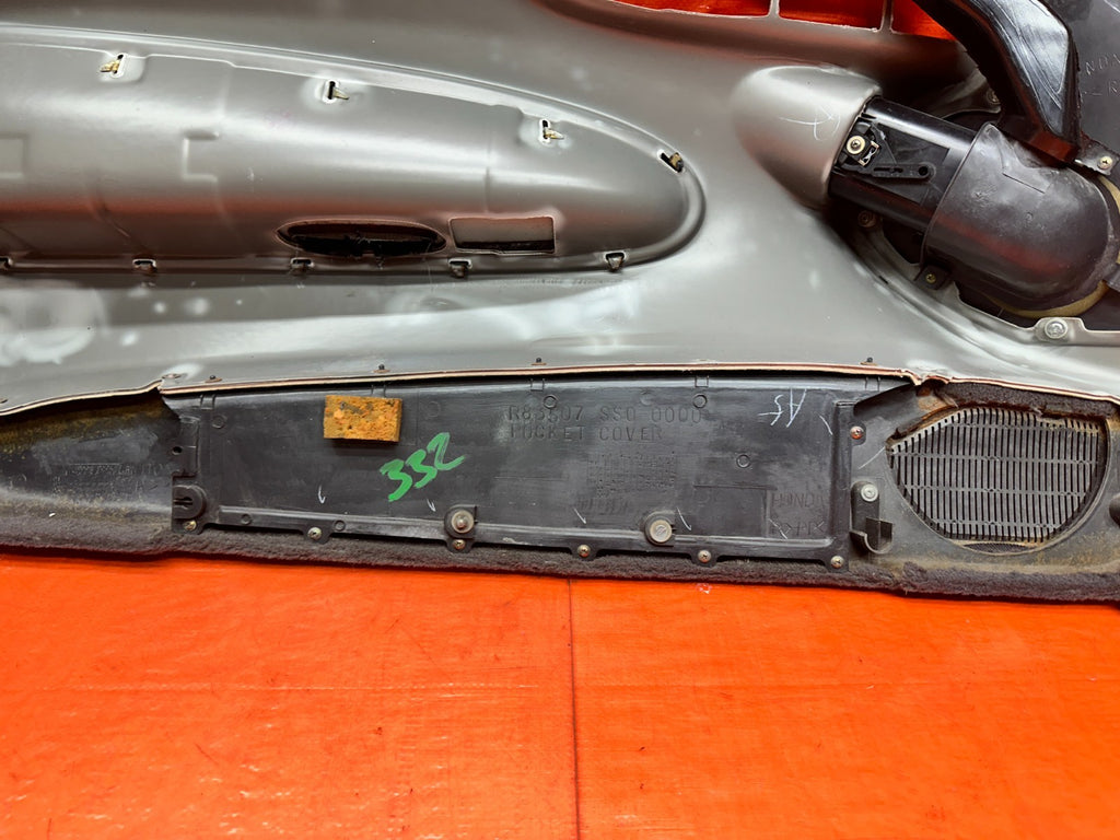 92 96 HONDA PRELUDE RIGHT PASSENGER DOOR PANEL  CARD LINER OEM #33216