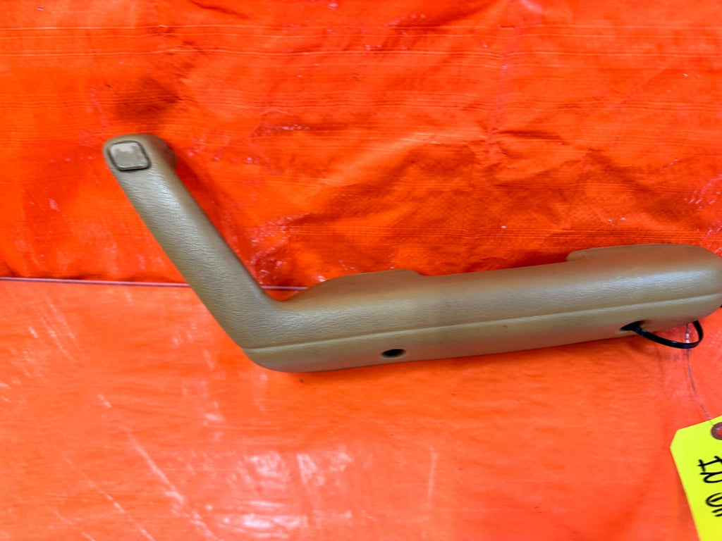 90 97 MAZDA MX 5 MIATA   PASSENGER RIGHT INTERIOR DOOR PULL HANDLE OEM #2677
