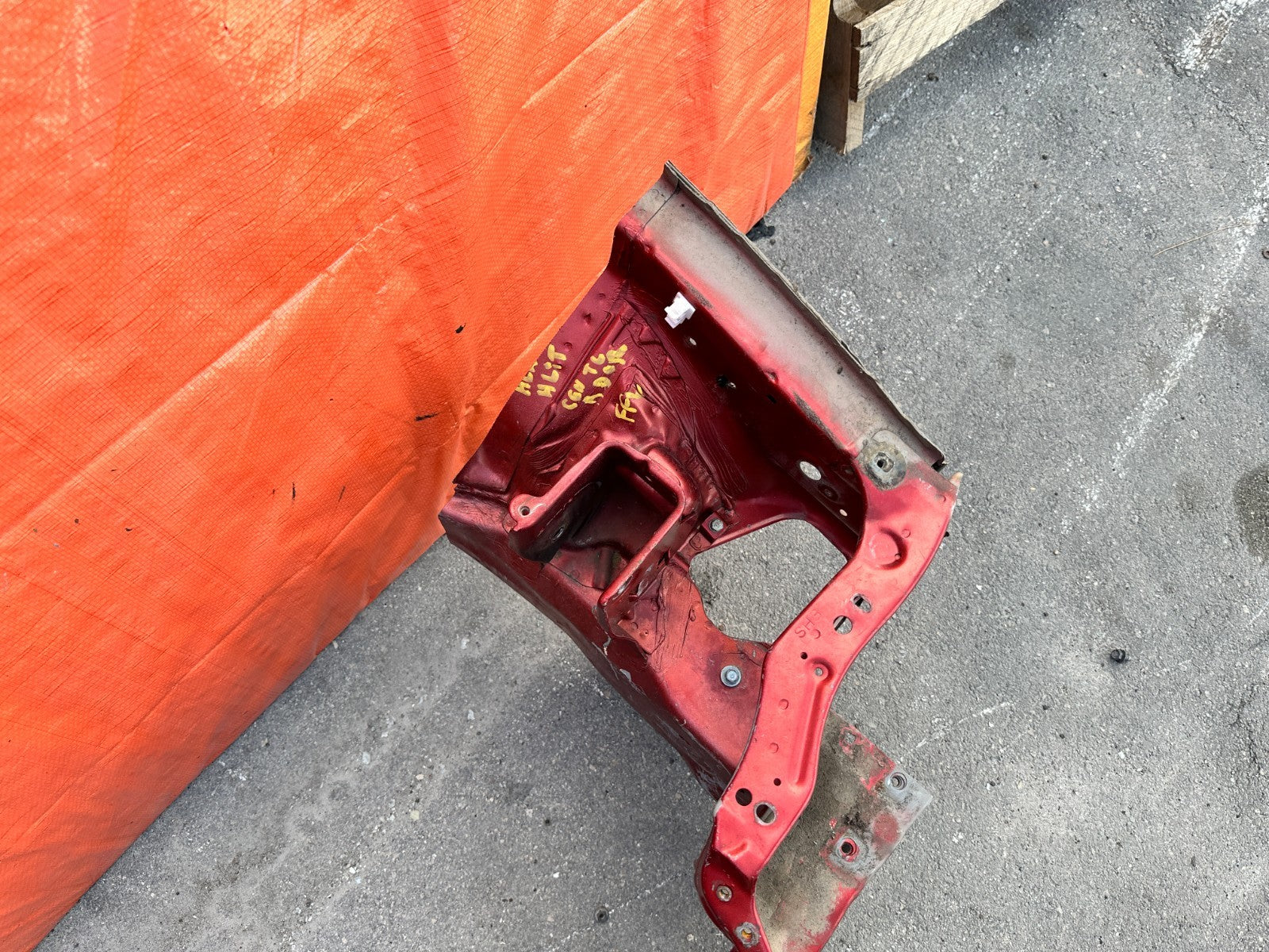 90 91 HONDA CIVIC HATCHBACK   RADIATOR SUPPORT CUT FRONT BULKHEAD    OEM 3179